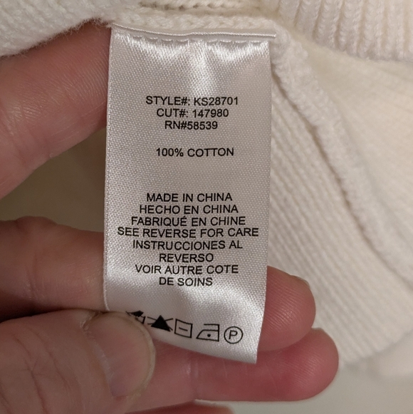 Kut from the Kloth Cream Knit Sweater With Embroidered Flowers - Picture 7 of 7